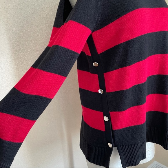 Chico's Cindy Hardware Detail Sweater Red Black Cold Shoulder Size Medium - Picture 9 of 14